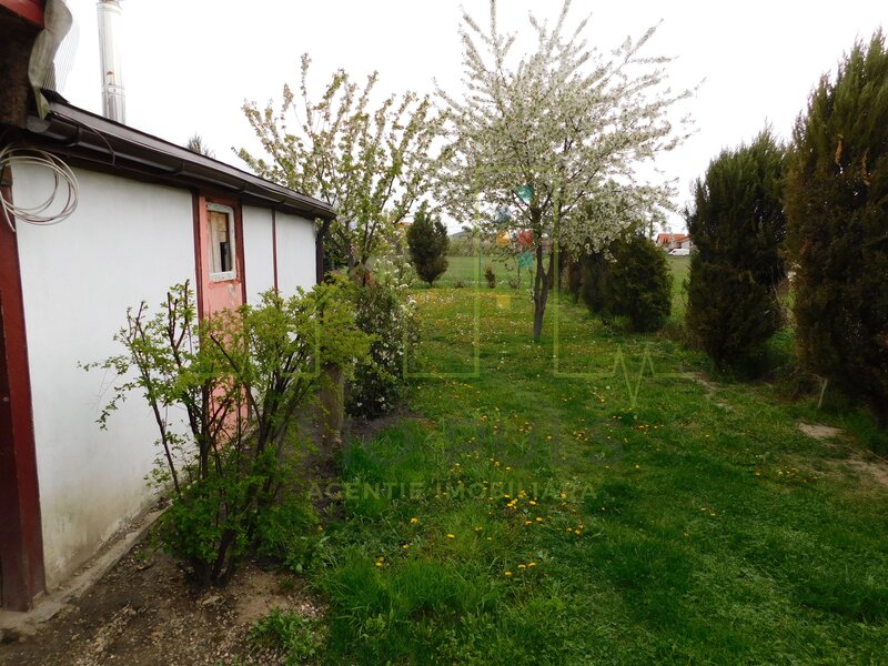 Mosnita Veche, 1/2 duplex. complet mobilat si utilat.